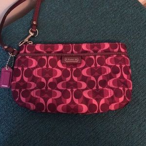NWOT purple/Lilac Coach wristlet